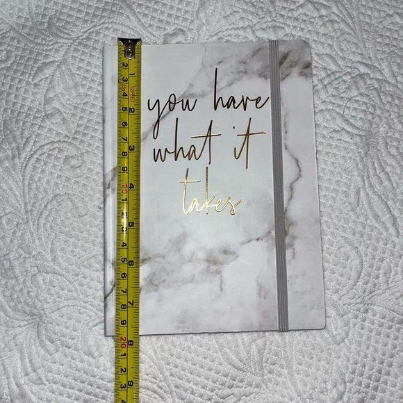 NWOT planner/habit tracker/journal - Picture 2 of 9